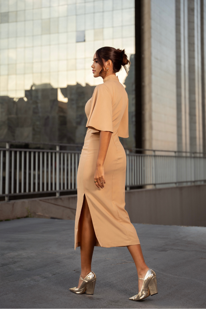 Vestido Longuete Manga Evasê Giulia
