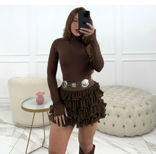 MINI SAIA GABRIELA MONTEIRO