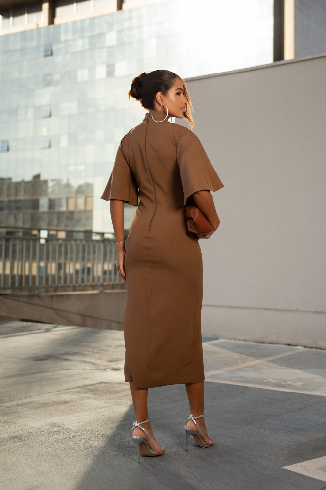 Vestido Longuete Manga Evasê Giulia
